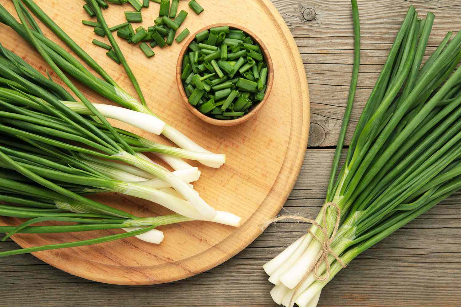 Herb vs. Vegetable: Unpacking Chives and Green Onions